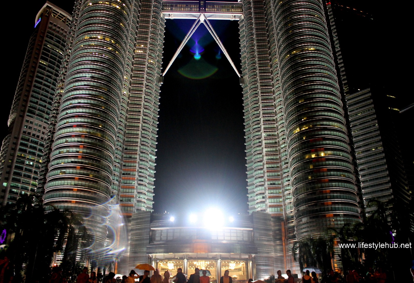 petrona twin towers, kuala lumpur, malaysia petrona twin towers, kuala lumpur, malaysia