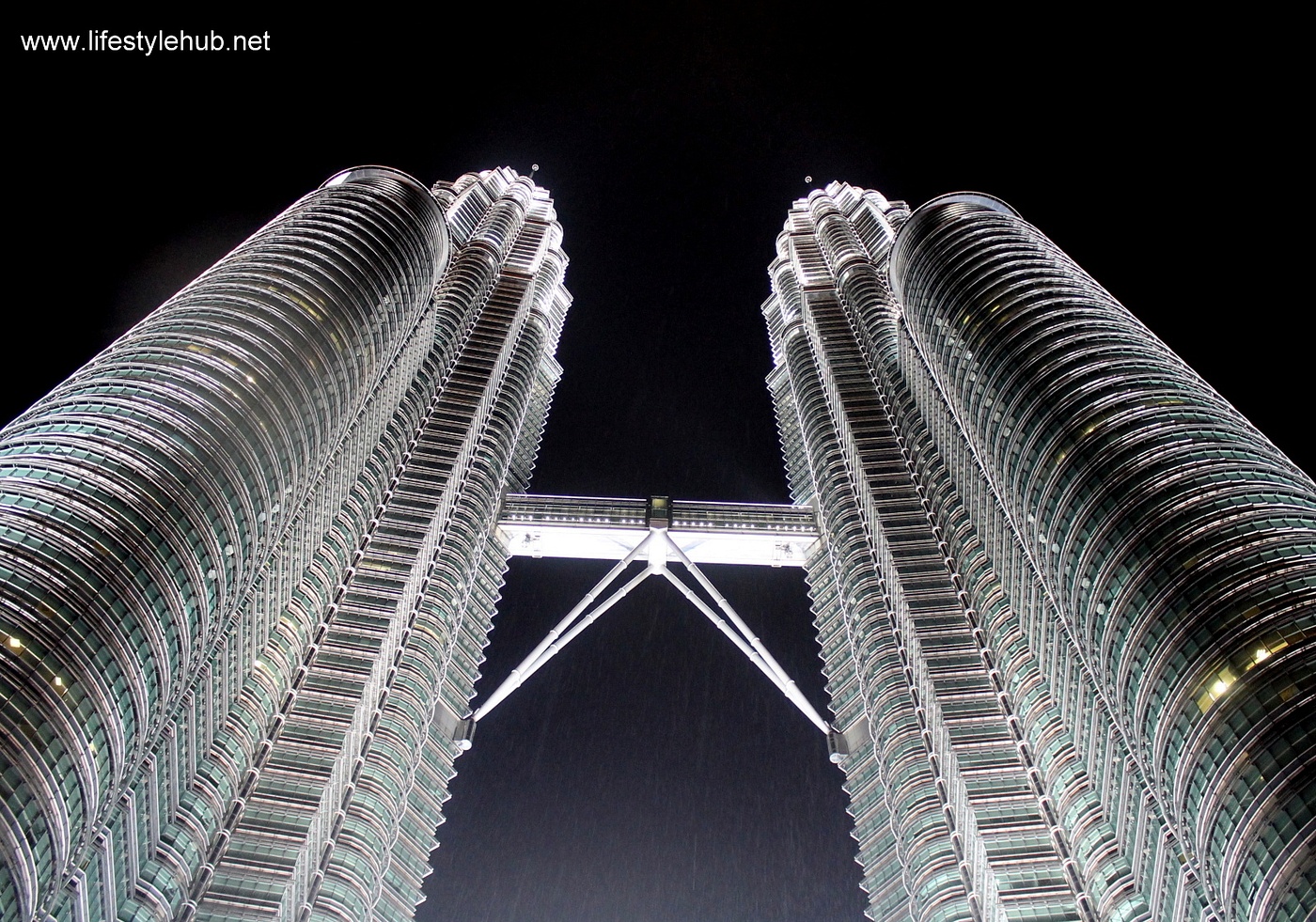 petrona twin towers, kuala lumpur, malaysia petrona twin towers, kuala lumpur, malaysia