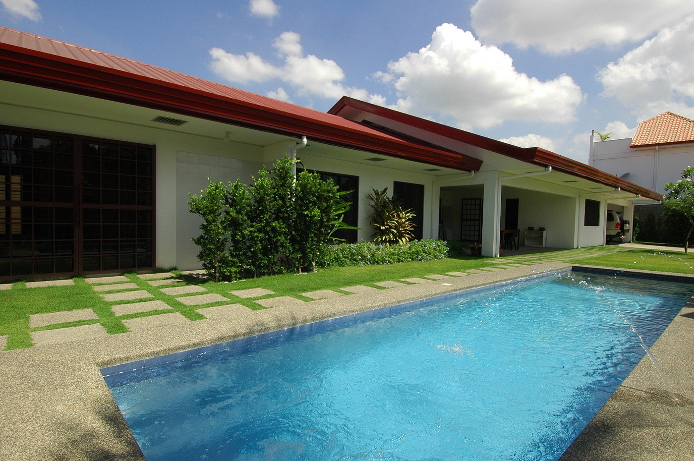 House for Sale Angeles City Timog Park with Pool Ref# 0000645
