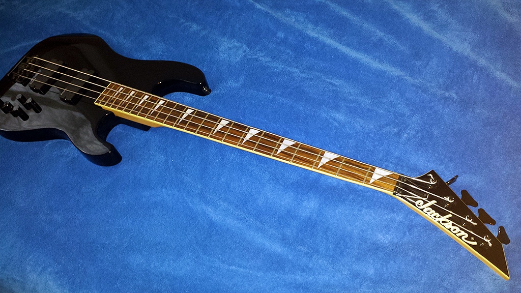 FT/FS: Jackson CMG Concert Bass - Made In Japan - EMG's | SevenString.org