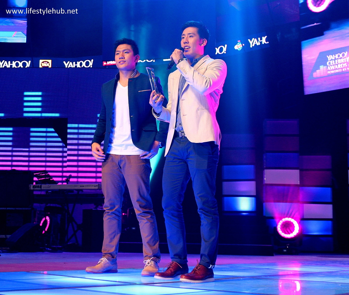 jeric and jeron teng male hotlethe yahoo awards jeric and jeron teng male hotlethe yahoo awards